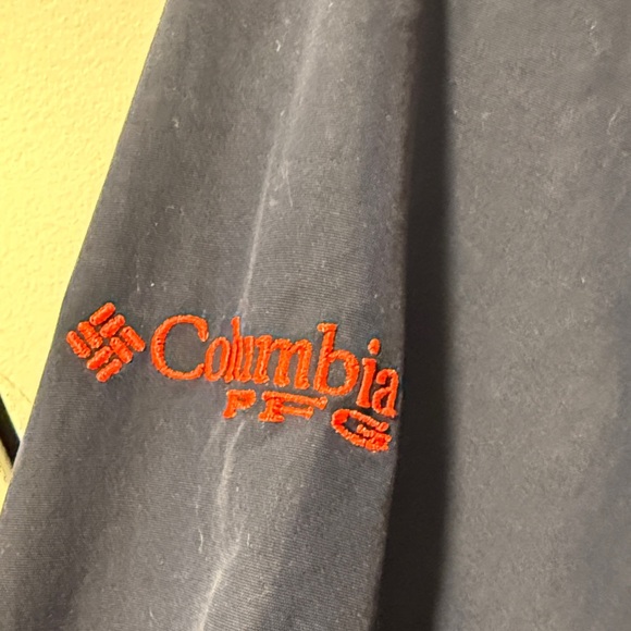 Columbia Women's Red and Navy Jacket size M - Picture 3 of 5